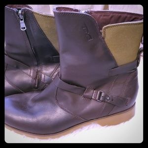 Teva Boots